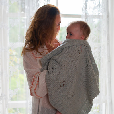 Heirloom Baby Blanket in Seasong